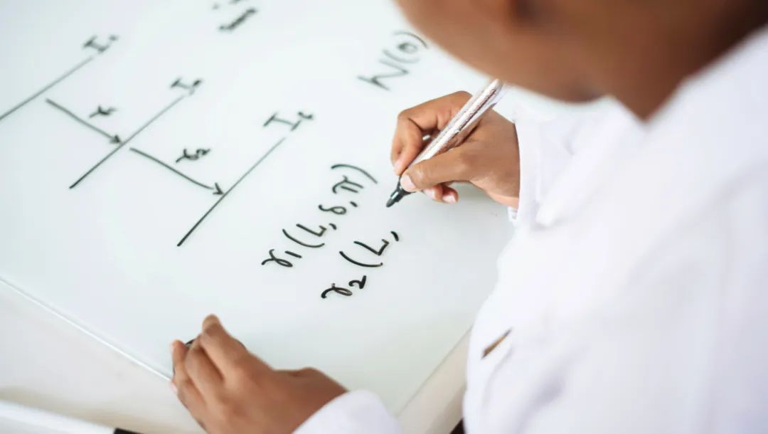 1 TMUA考試指南  申請(qǐng)英國(guó)院校數(shù)學(xué)計(jì)算機(jī)經(jīng)濟(jì)等專(zhuān)業(yè)必考4.jpg